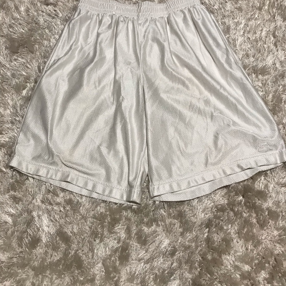 S Star Mens white Shorts Size S (28/30)